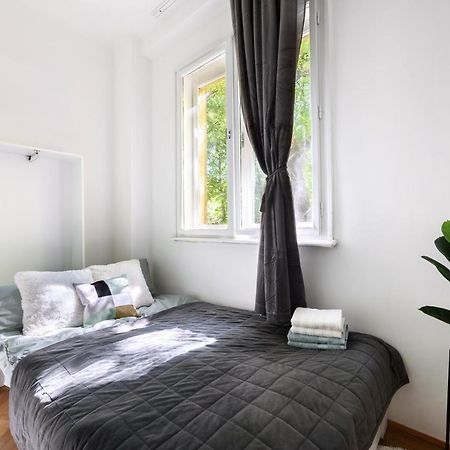 Buda Centre Homes By The Allee Shopping Mall Budapest Extérieur photo