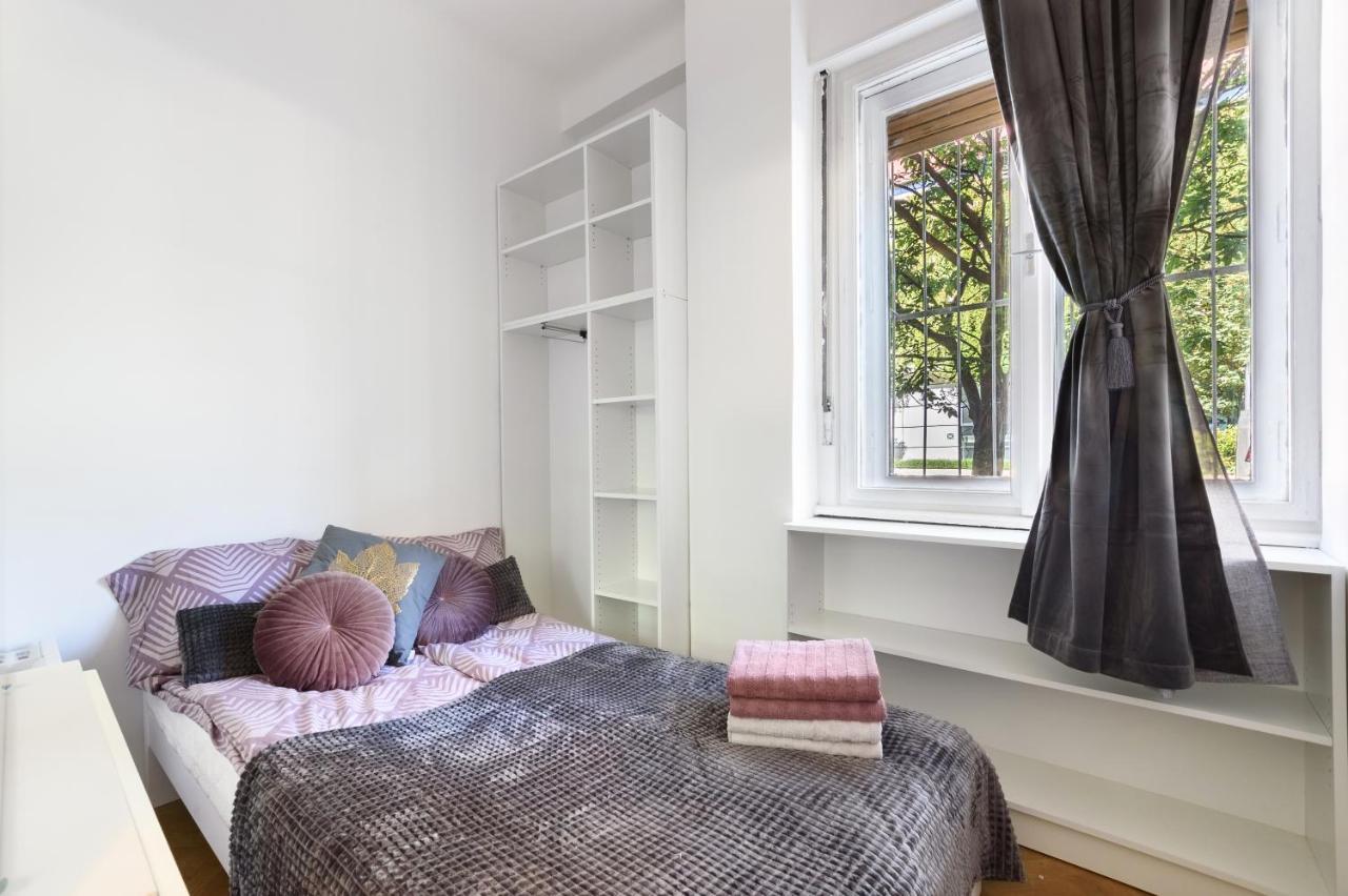 Buda Centre Homes By The Allee Shopping Mall Budapest Extérieur photo